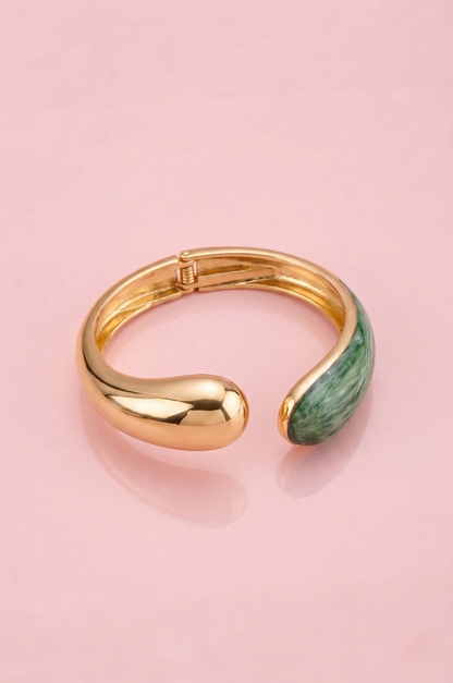 Bracelet 11