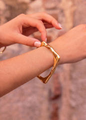 Bracelet 12