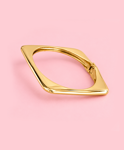 Golden Edge Bracelet
