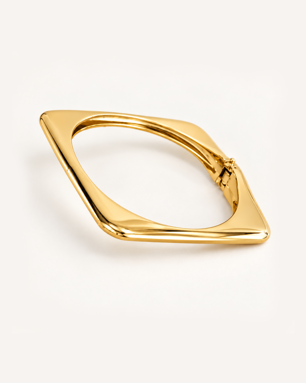 Golden Edge Bracelet