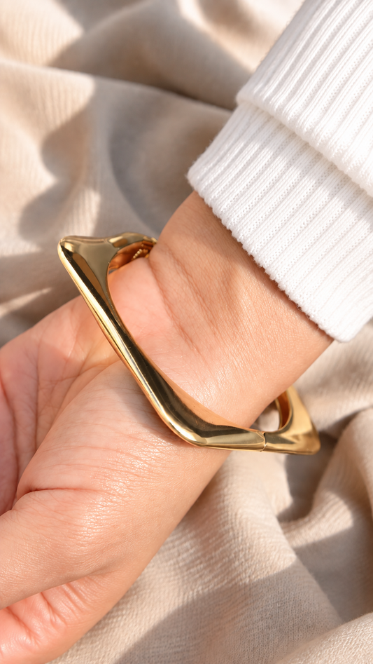 Golden Edge Bracelet
