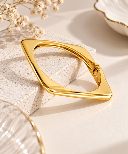 Golden Edge Bracelet